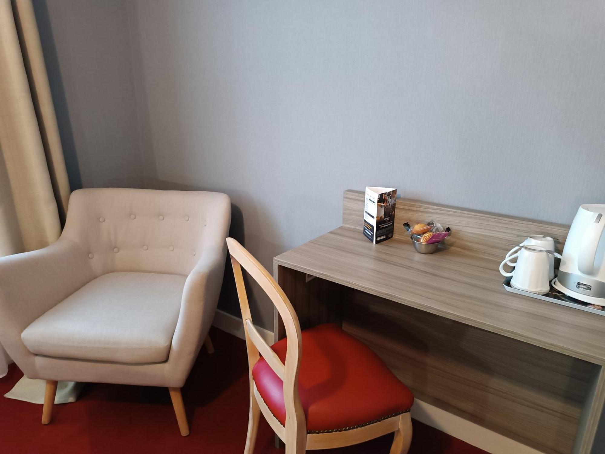 Contact Hotel Limoges - Hotel Des Deux Moulins المظهر الخارجي الصورة